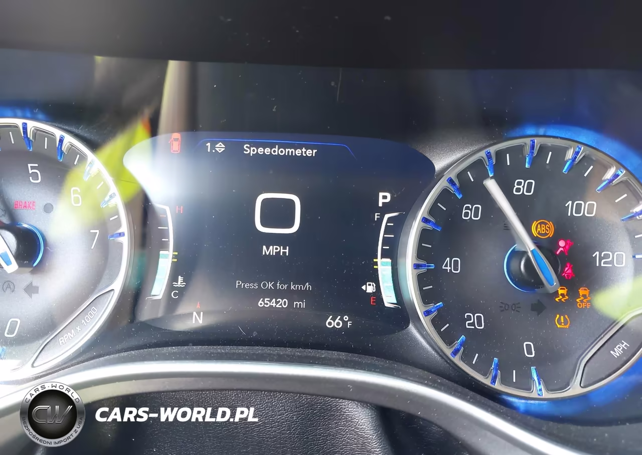 2021 Chrysler Pacifica Touring L VIN:2C4RC1BG8MR592256 - 7