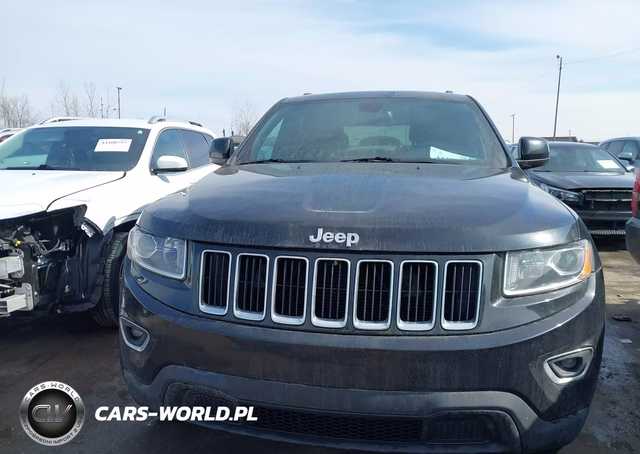 2015 Jeep Grand Cherokee Laredo VIN:1C4RJFAG8FC102107 - 12