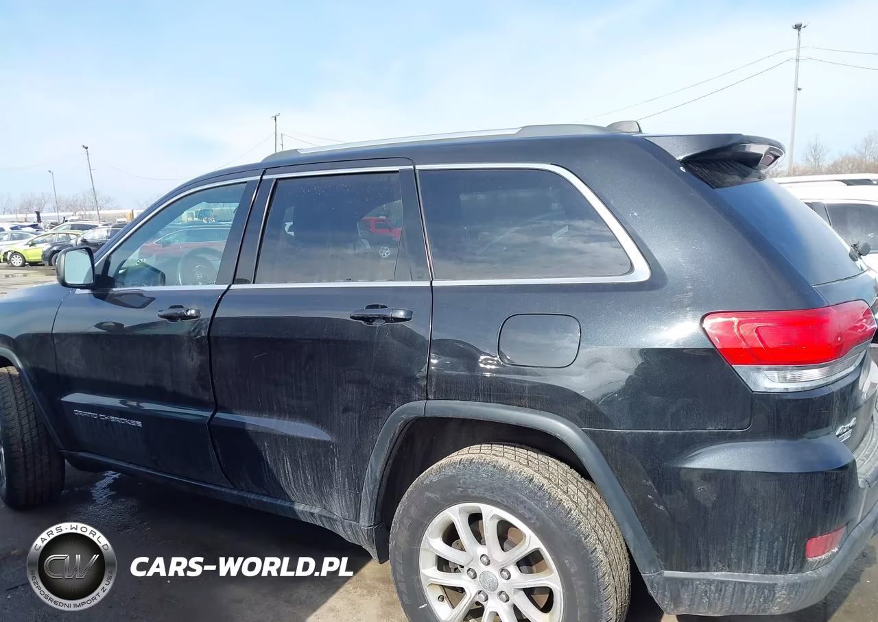 2015 Jeep Grand Cherokee Laredo VIN:1C4RJFAG8FC102107 - 14