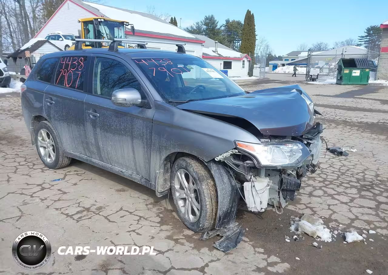 2014 Mitsubishi Outlander Se