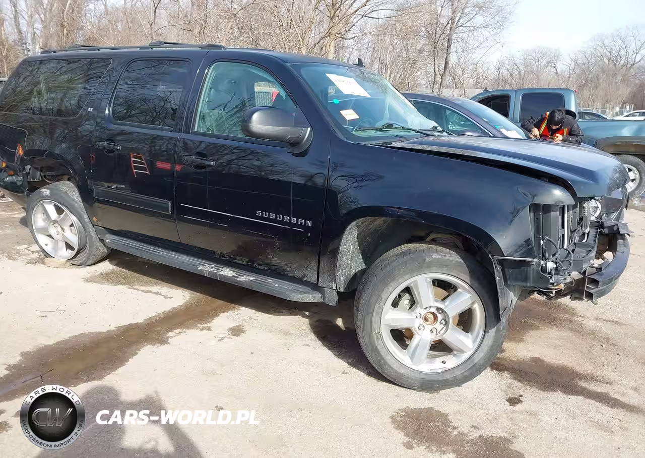 2013 Chevrolet Suburban 1500 Lt