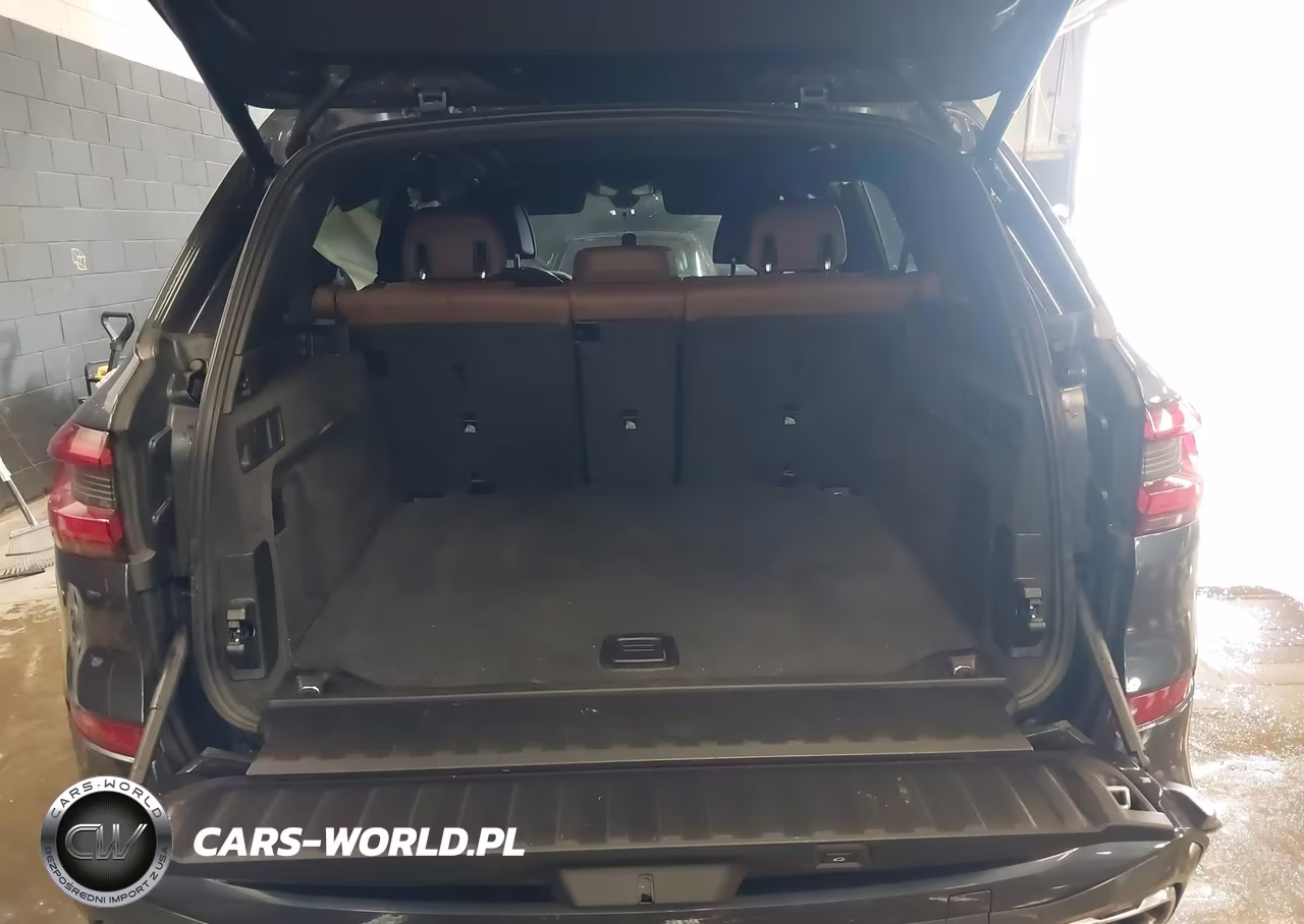 2020 BMW X5 xDrive40I VIN:5UXCR6C05L9B40581 - 18