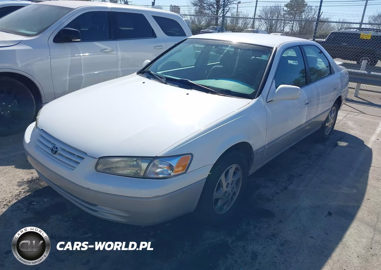 1998 Toyota Camry Ce-Le-Xle VIN:4T1BF28K6WU073296 - 2