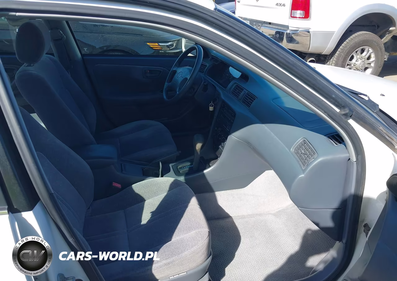 1998 Toyota Camry Ce-Le-Xle VIN:4T1BF28K6WU073296 - 5