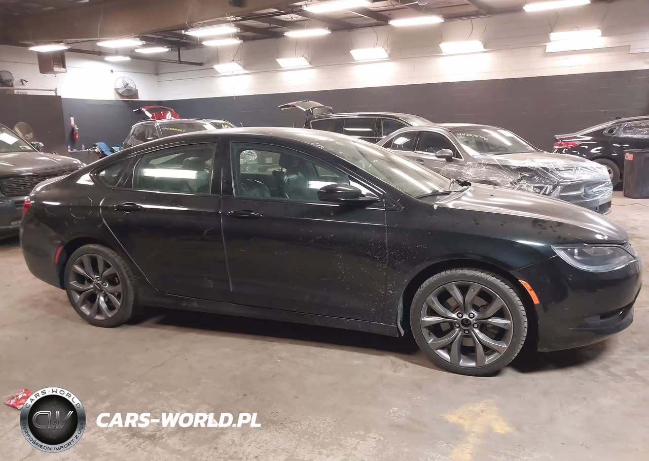 2015 Chrysler 200 S VIN:1C3CCCBB0FN614406 - 13