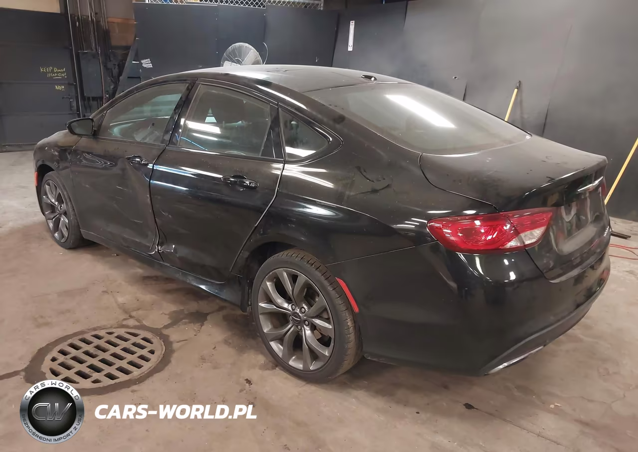 2015 Chrysler 200 S VIN:1C3CCCBB0FN614406 - 3
