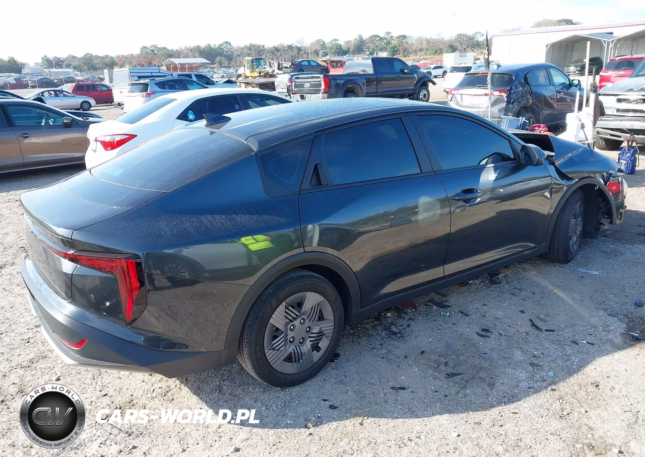 2025 Kia K4 Lx VIN:3KPFT4DE2SE076294 - 4