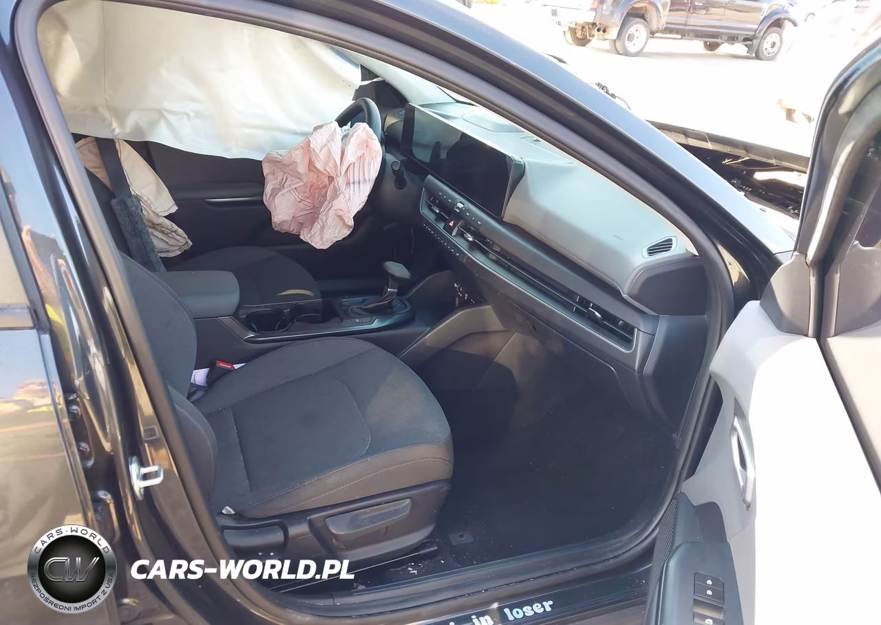 2025 Kia K4 Lx VIN:3KPFT4DE2SE076294 - 5