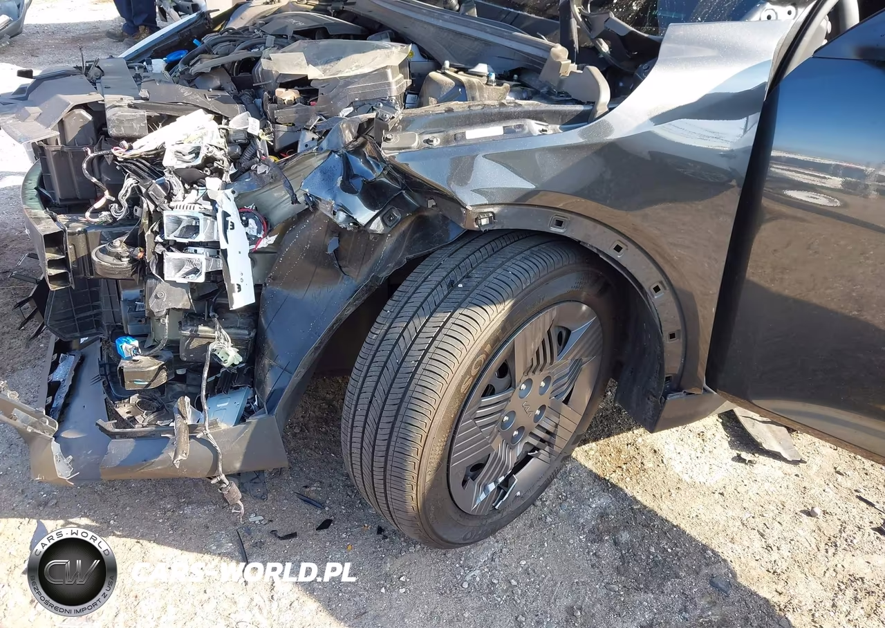 2025 Kia K4 Lx VIN:3KPFT4DE2SE076294 - 6