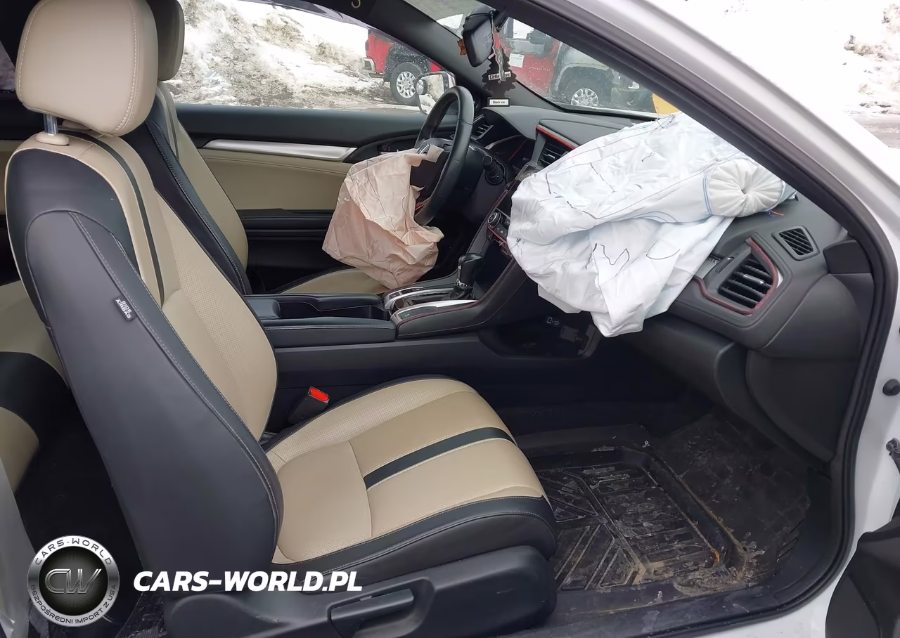 2017 Honda Civic Touring VIN:2HGFC3B90HH352860 - 5