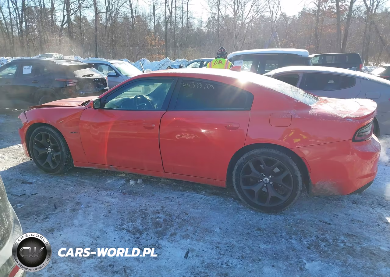 2016 Dodge Charger R-T VIN:2C3CDXCT0GH293098 - 14