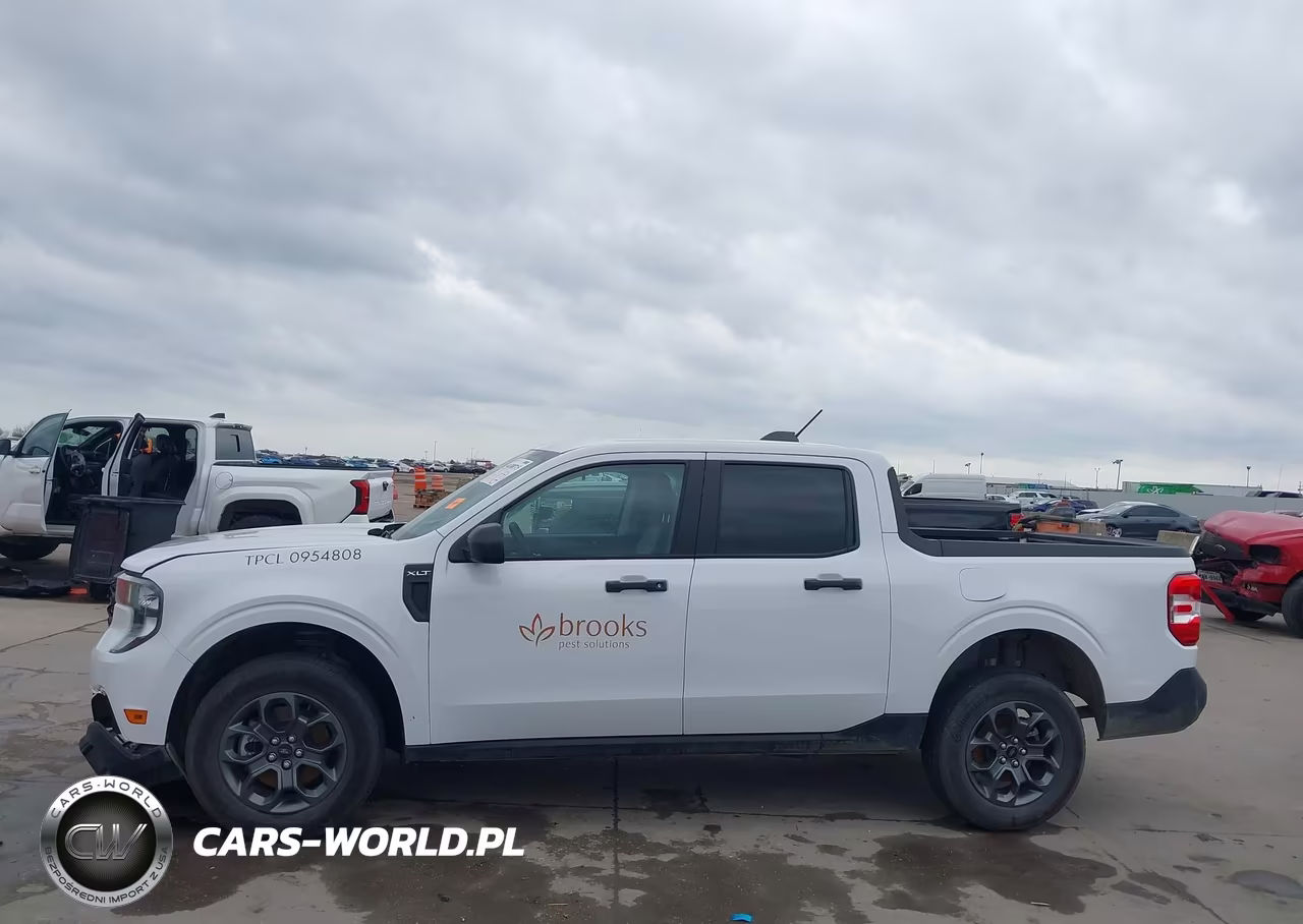 2025 Ford Maverick Xlt VIN:3FTTW8JA4SRA12866 - 13