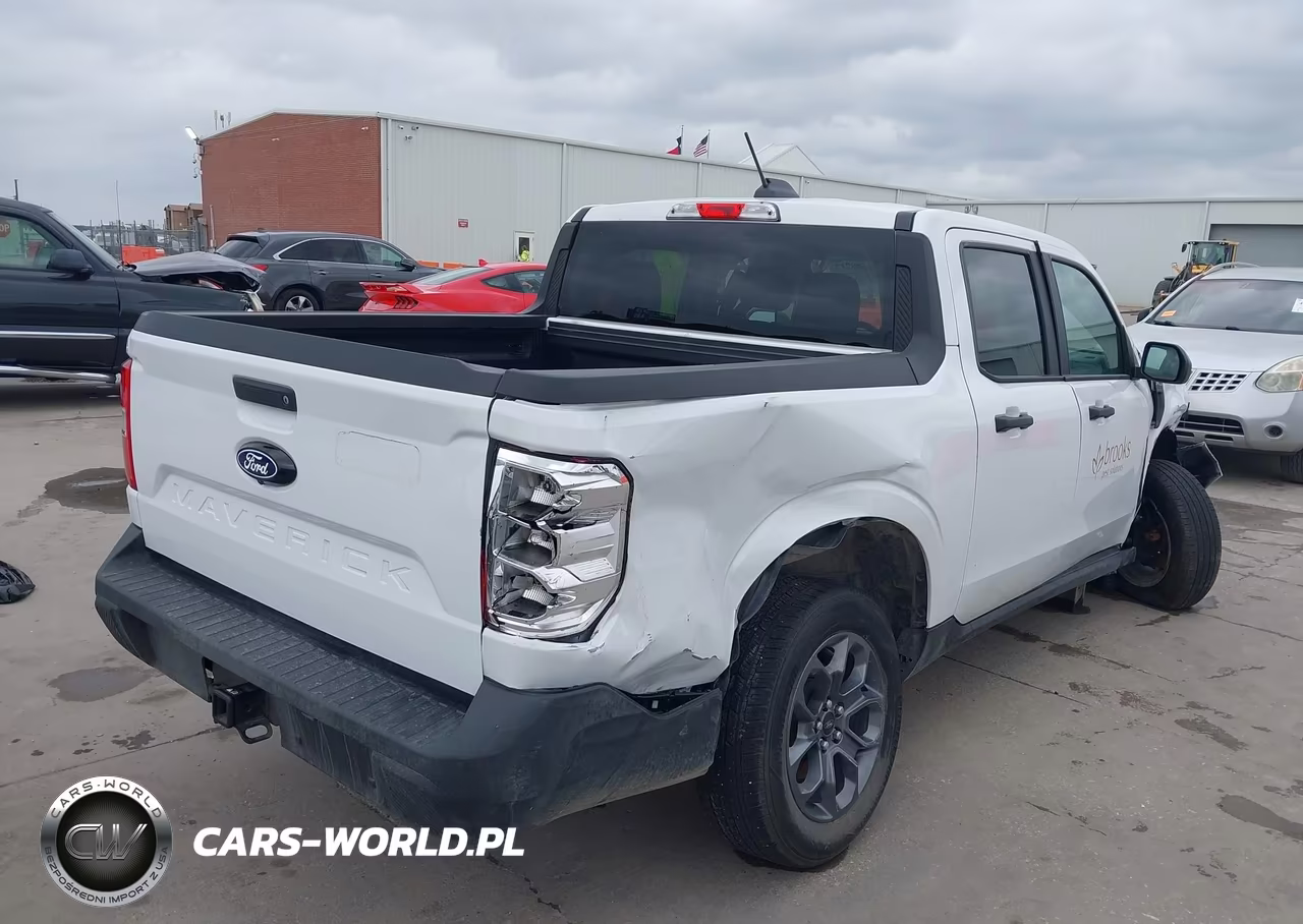 2025 Ford Maverick Xlt VIN:3FTTW8JA4SRA12866 - 4