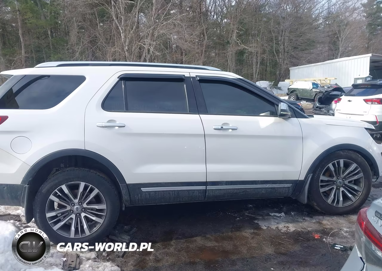 2016 Ford Explorer Platinum VIN:1FM5K8HT6GGC00178 - 14