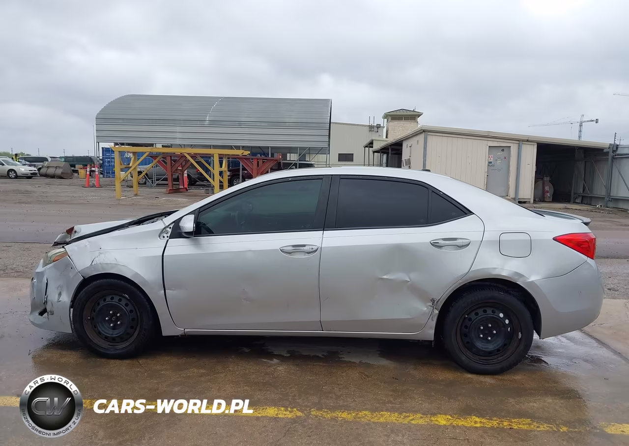 2019 Toyota Corolla Xle VIN:5YFBURHE7KP856308 - 15