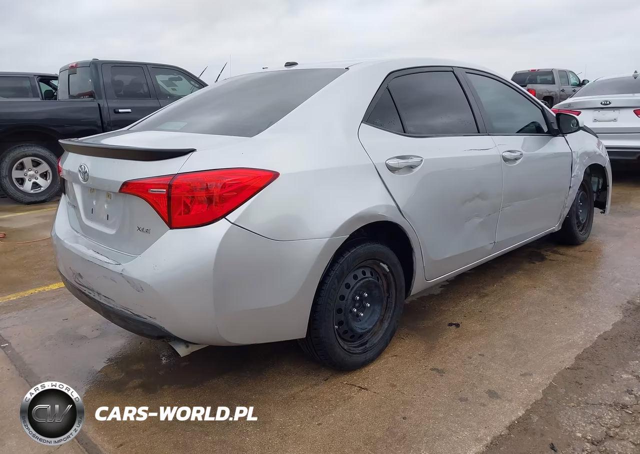 2019 Toyota Corolla Xle VIN:5YFBURHE7KP856308 - 4