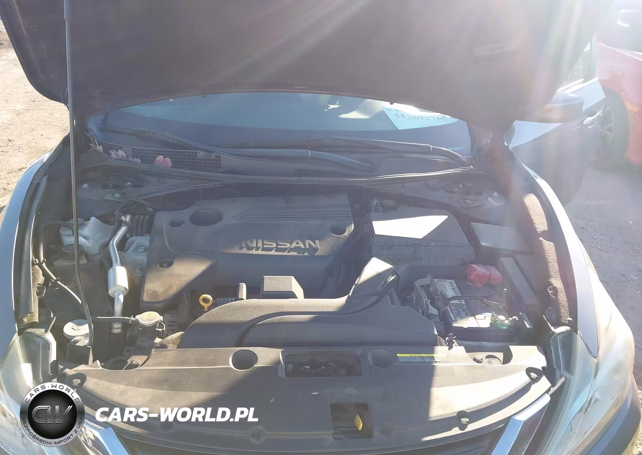 2017 Nissan Altima 2.5 S VIN:1N4AL3AP5HN351774 - 10