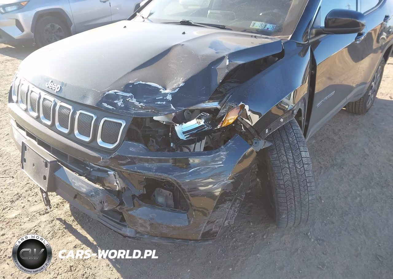 2022 Jeep Compass Latitude 4X4 VIN:3C4NJDBB9NT121628 - 6