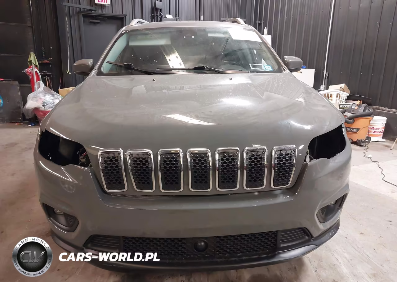 2021 Jeep Cherokee Latitude Lux 4X4 VIN:1C4PJMMX0MD209876 - 11
