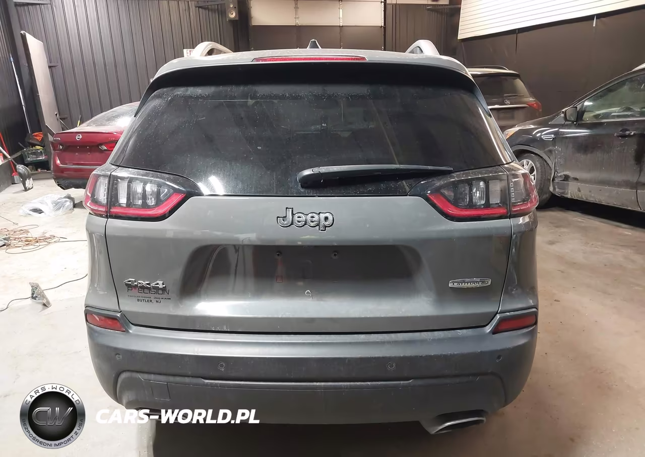 2021 Jeep Cherokee Latitude Lux 4X4 VIN:1C4PJMMX0MD209876 - 15