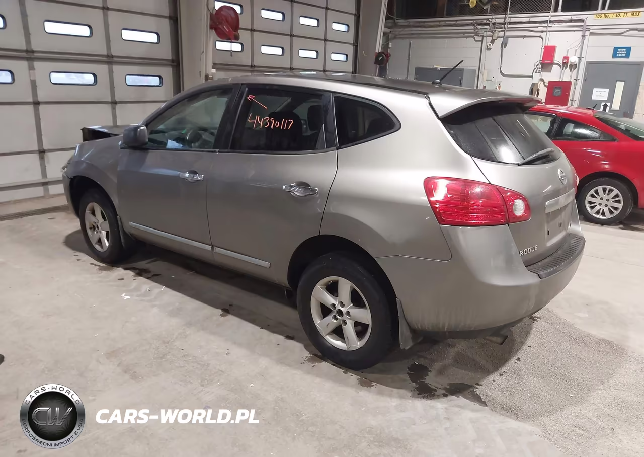 2012 Nissan Rogue S VIN:JN8AS5MVXCW711857 - 3