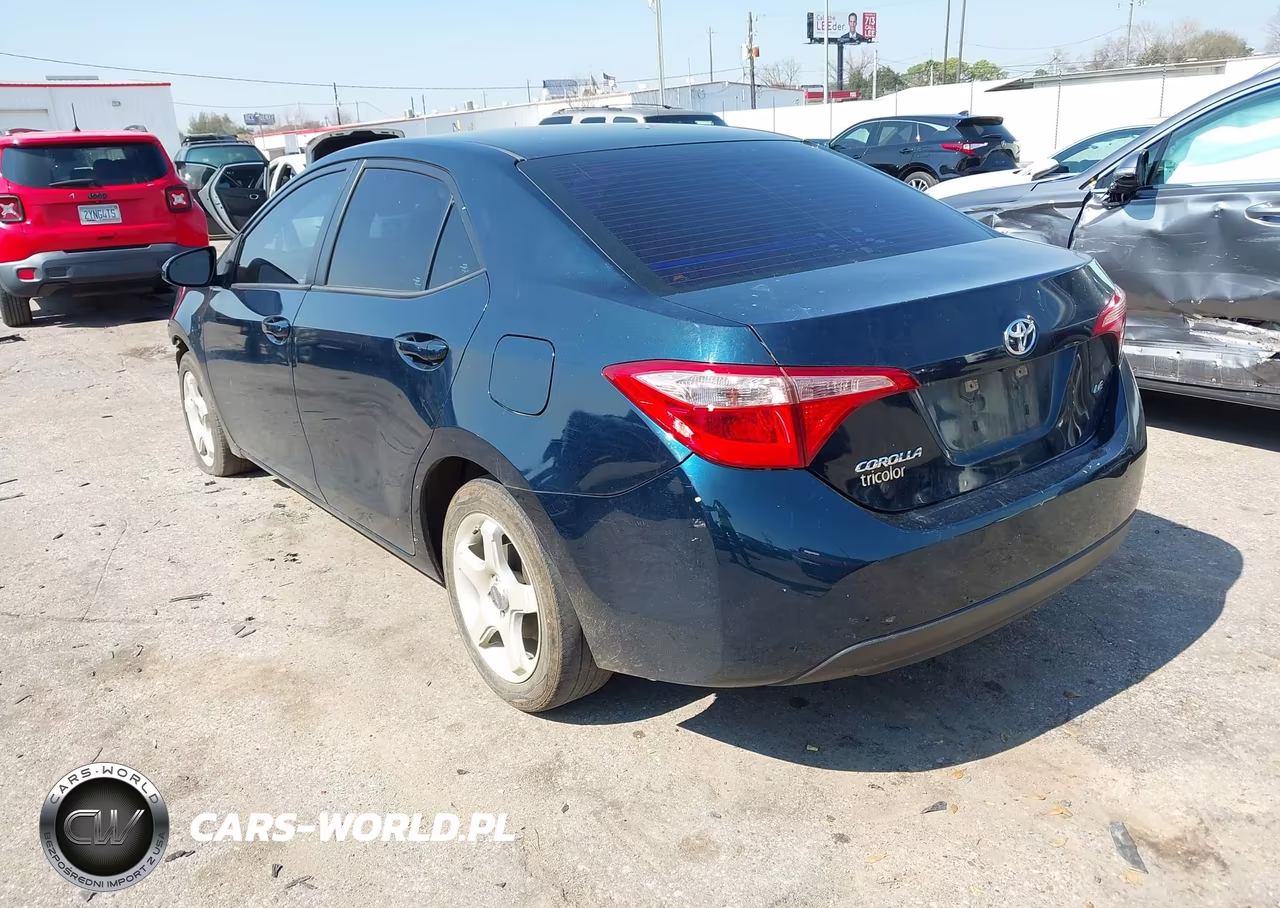 2019 Toyota Corolla Le VIN:5YFBURHE2KP918147 - 3
