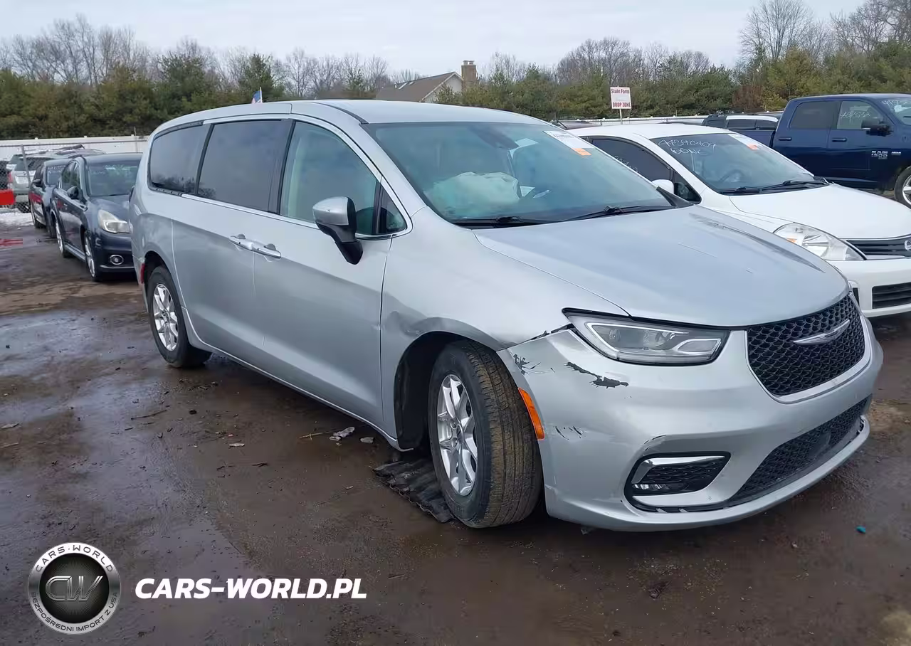 2023 Chrysler Pacifica Touring L