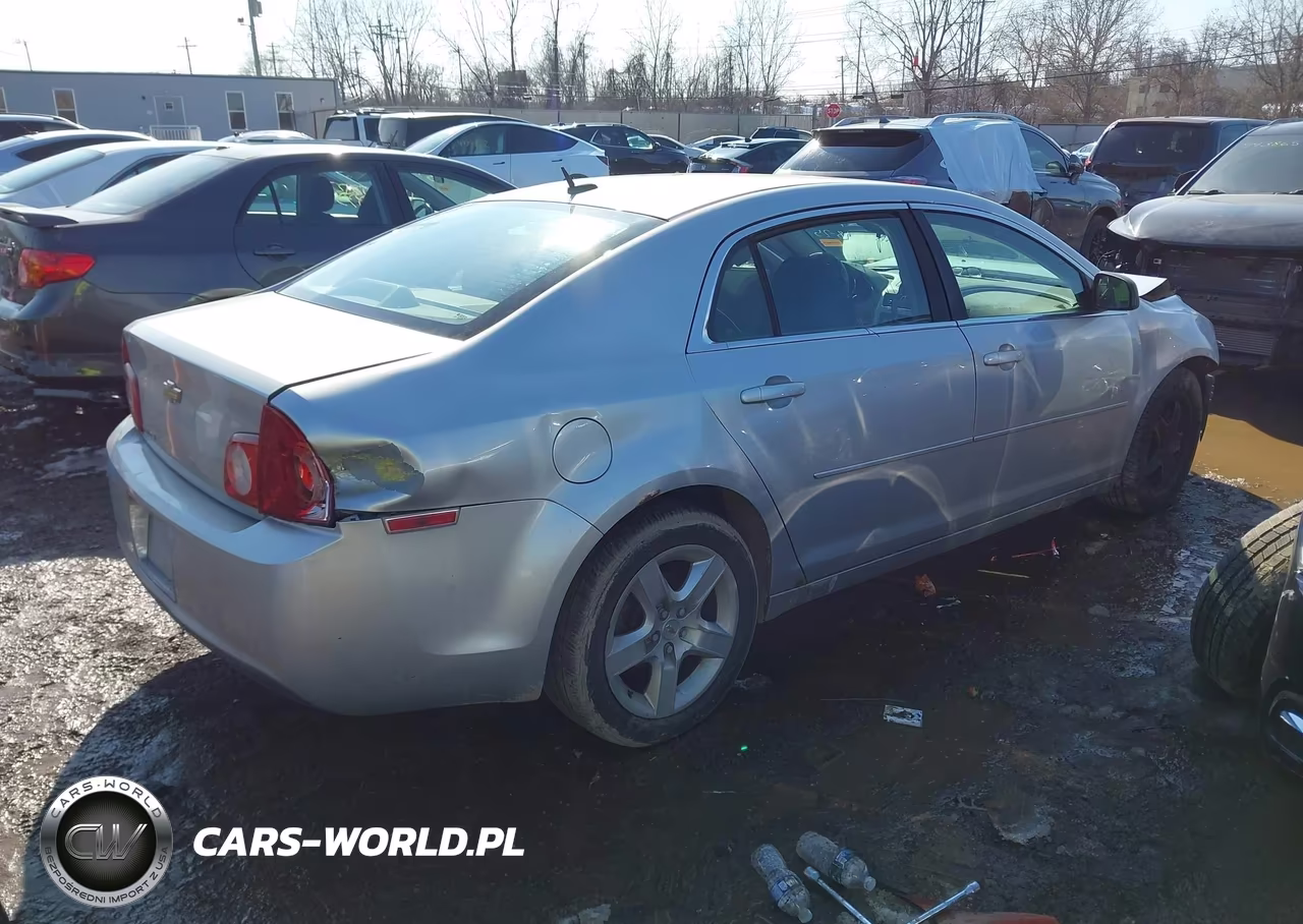 2010 Chevrolet Malibu Ls VIN:1G1ZB5EBXAF257795 - 4