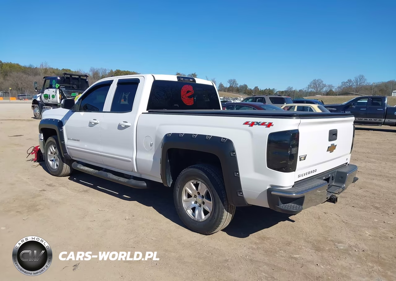 2015 Chevrolet Silverado 1500 1Lt VIN:1GCVKREH8FZ290818 - 3