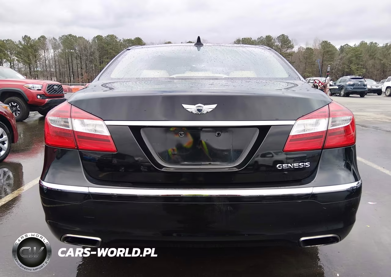 2013 Hyundai Genesis 3.8 VIN:KMHGC4DD0DU257499 - 16