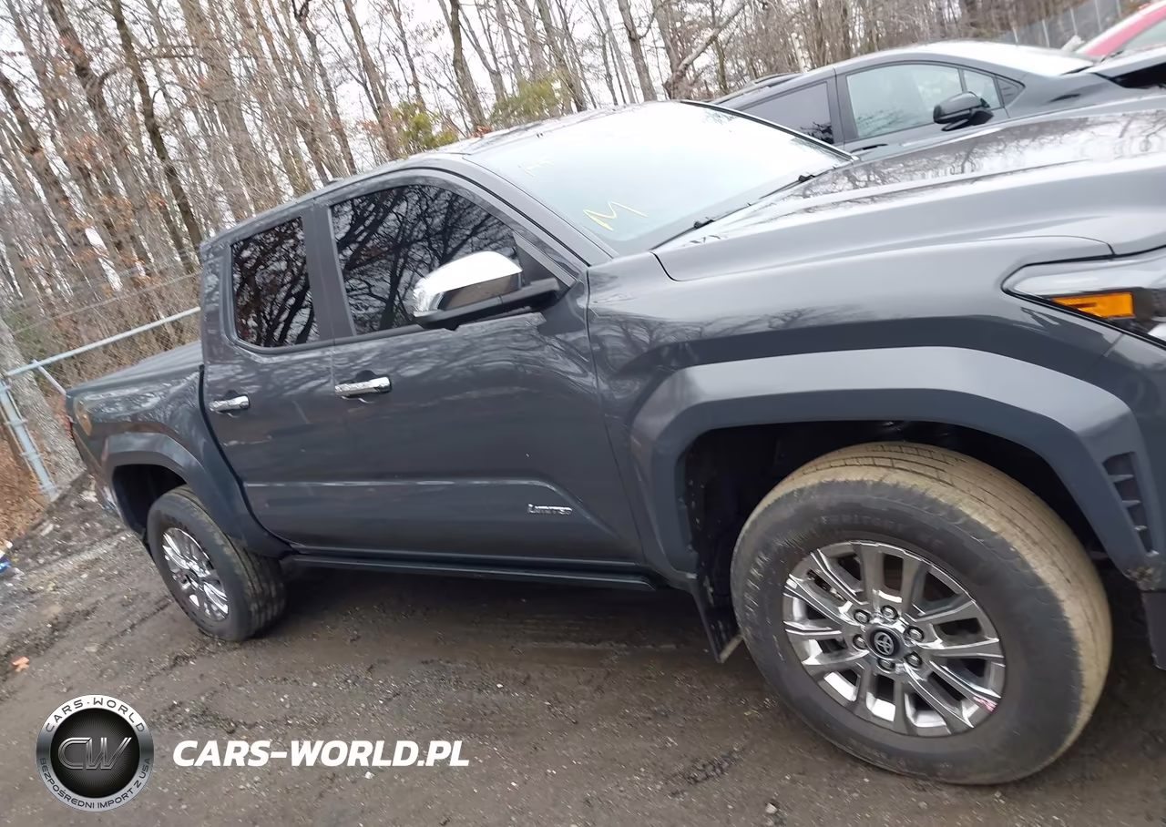 2025 Toyota Tacoma Limited VIN:3TMLB5JN2SM137343 - 13