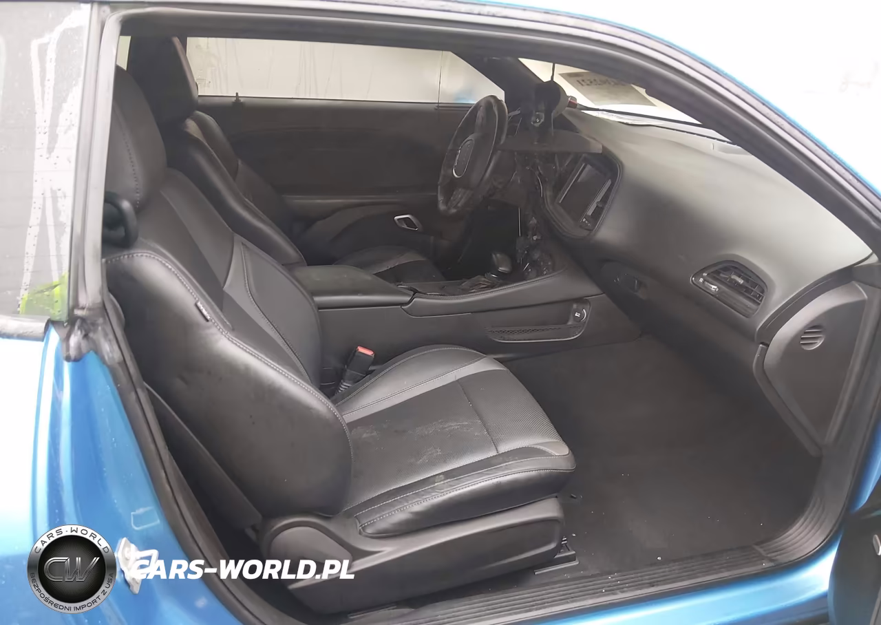 2023 Dodge Challenger Sxt Awd VIN:2C3CDZGGXPH696546 - 5