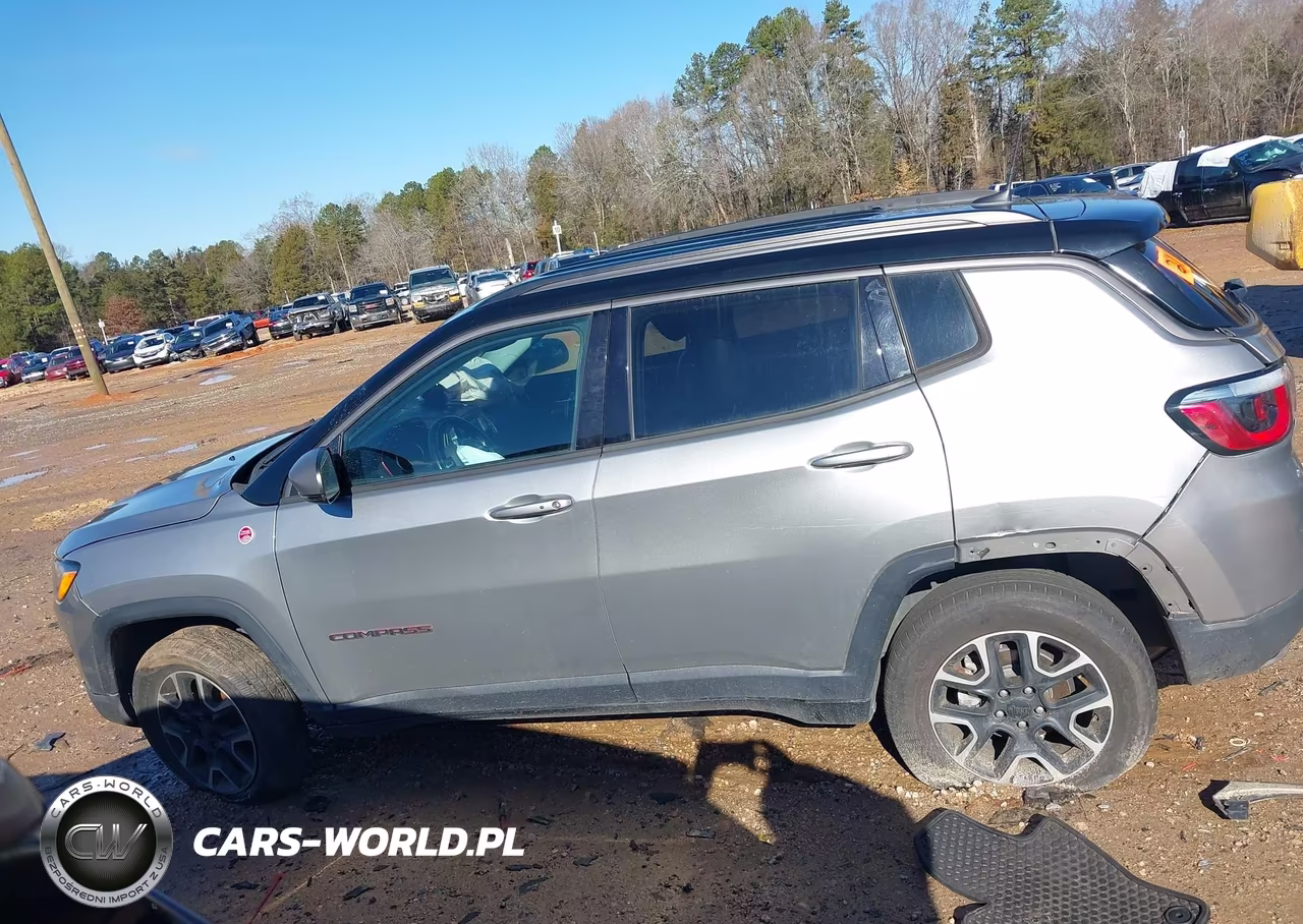 2020 Jeep Compass Trailhawk 4X4 VIN:3C4NJDDB1LT189335 - 14