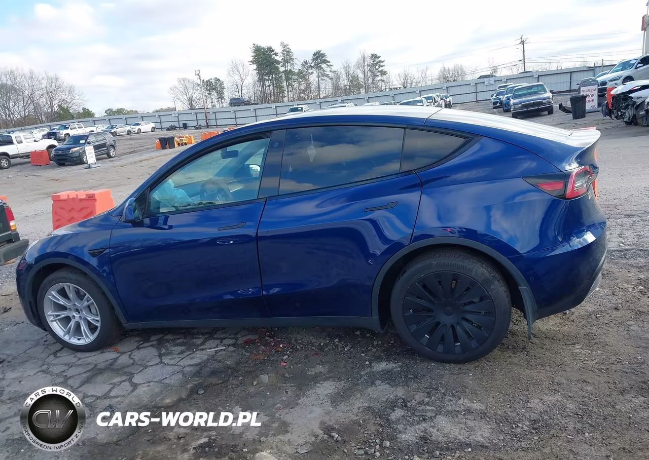 2021 Tesla Model Y Long Range Dual Motor All-Wheel Drive VIN:5YJYGDEE7MF305139 - 14
