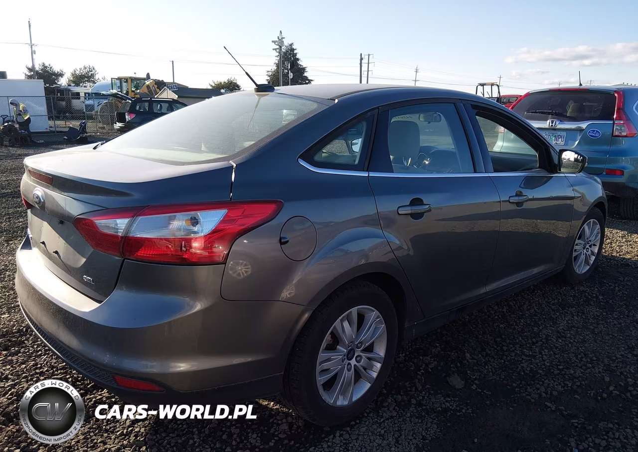 2012 Ford Focus Sel VIN:1FAHP3H24CL135190 - 4