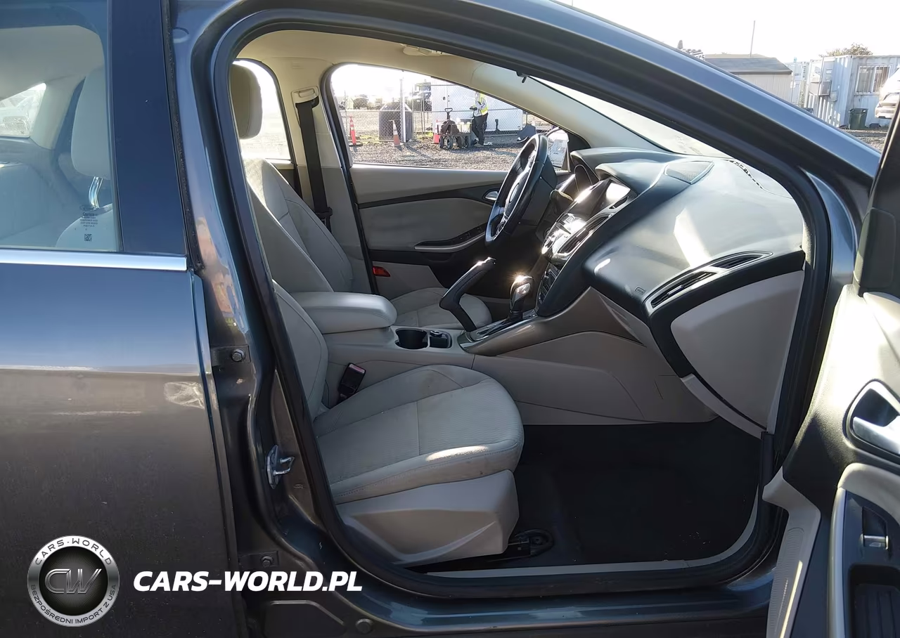 2012 Ford Focus Sel VIN:1FAHP3H24CL135190 - 5