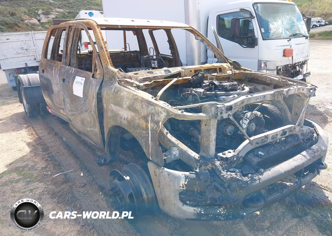2023 Ram 4500 Chassis Tradesman-Slt-Laramie-Limited – zdjęcie 1 z 13