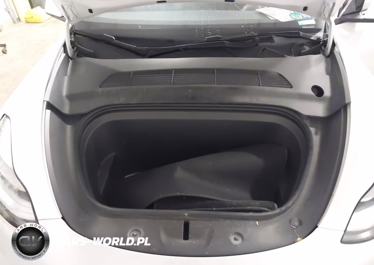 2022 Tesla Model Y Long Range Dual Motor All-Wheel Drive VIN:7SAYGDEE1NF357371 - 10