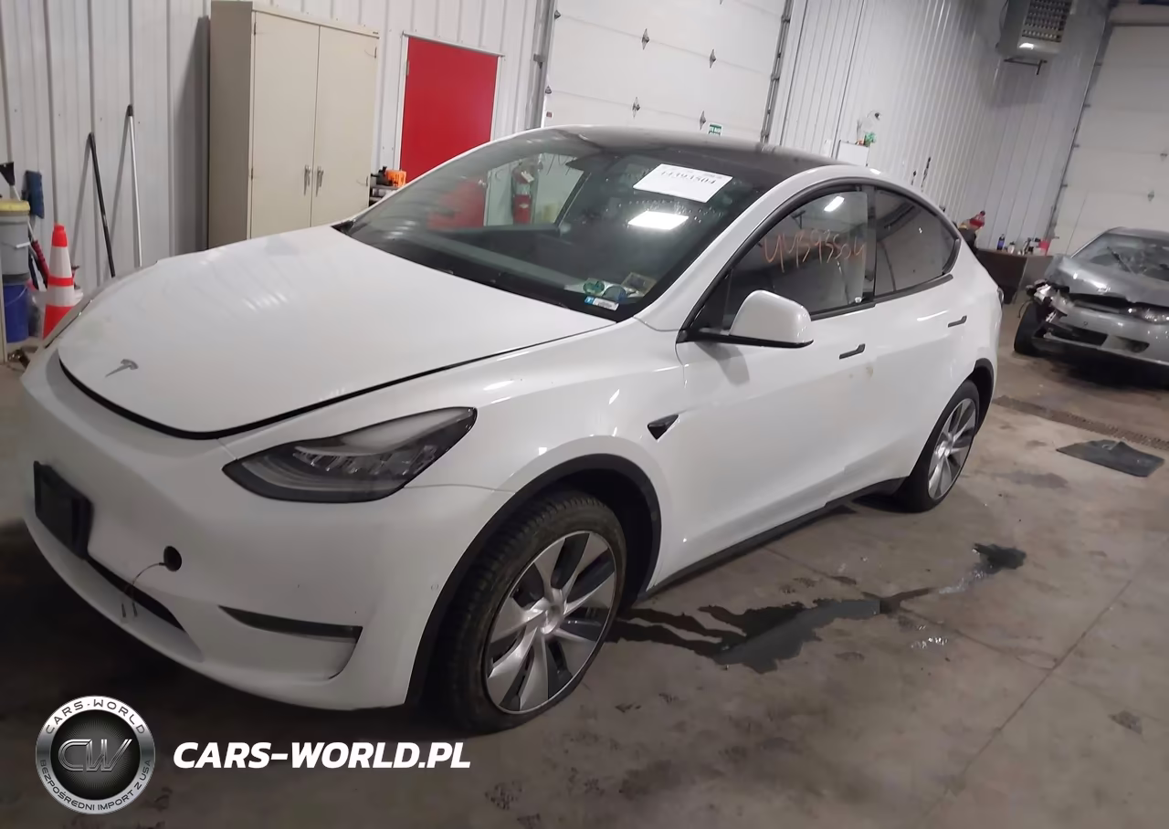 2022 Tesla Model Y Long Range Dual Motor All-Wheel Drive VIN:7SAYGDEE1NF357371 - 2