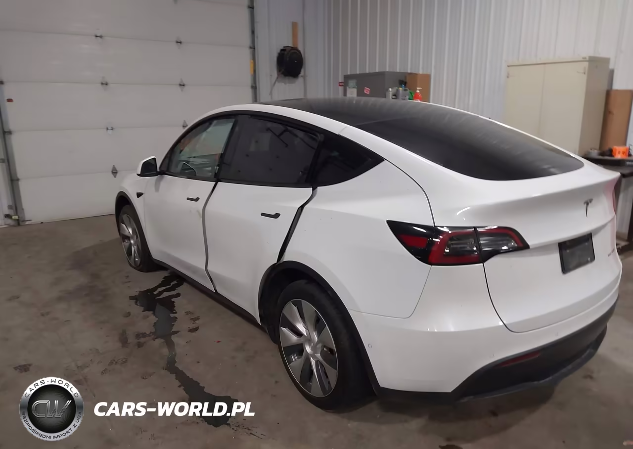 2022 Tesla Model Y Long Range Dual Motor All-Wheel Drive VIN:7SAYGDEE1NF357371 - 3