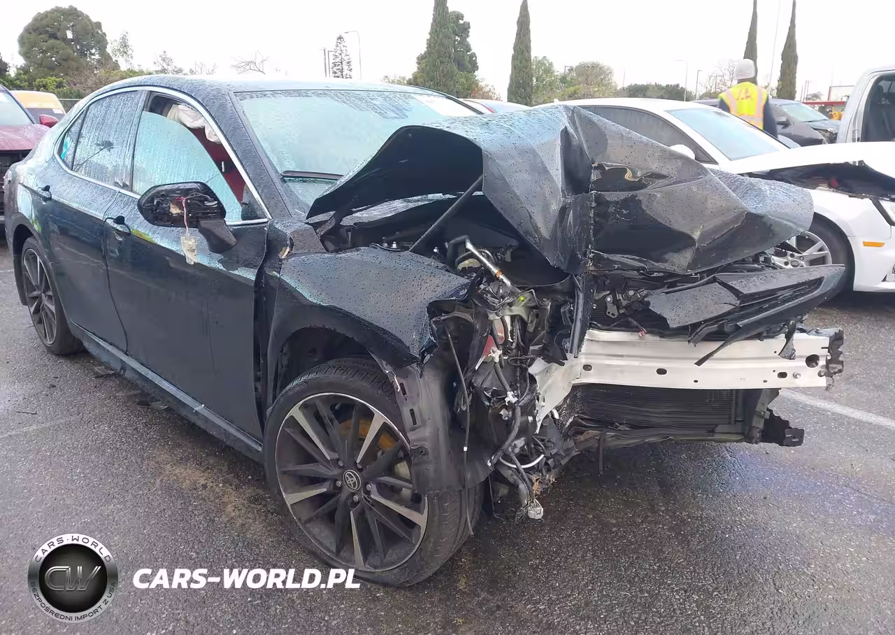 2020 Toyota Camry Xse