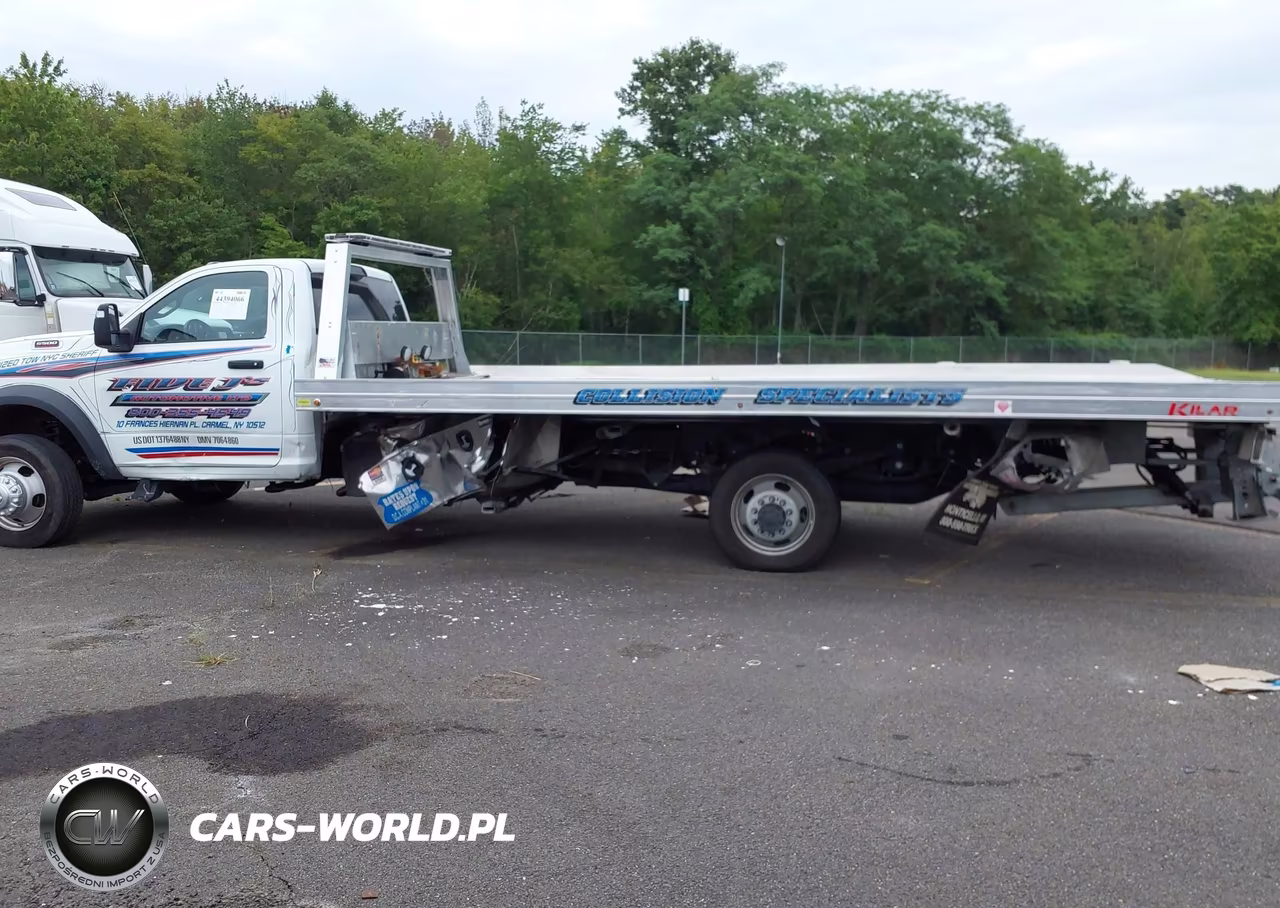 2024 Ram 5500 Chassis Tradesman-Slt VIN:3C7WRNDJ6RG398987 - 17