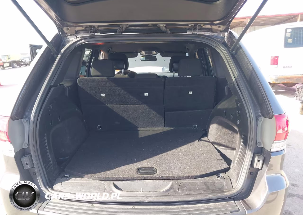 2016 Jeep Grand Cherokee Laredo VIN:1C4RJFAG5GC339347 - 17