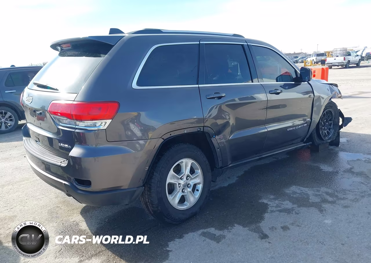2016 Jeep Grand Cherokee Laredo VIN:1C4RJFAG5GC339347 - 4