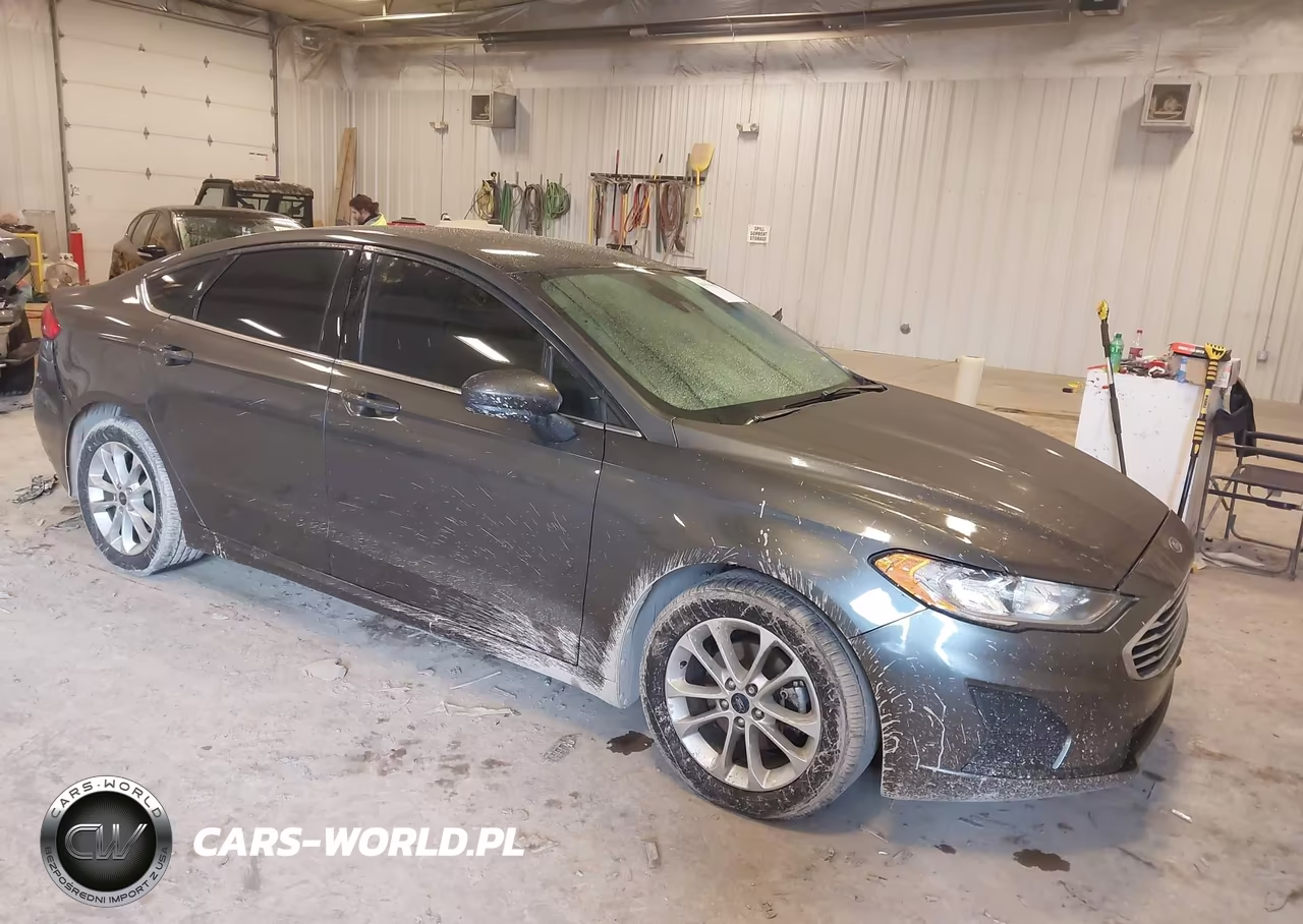 2020 Ford Fusion Se