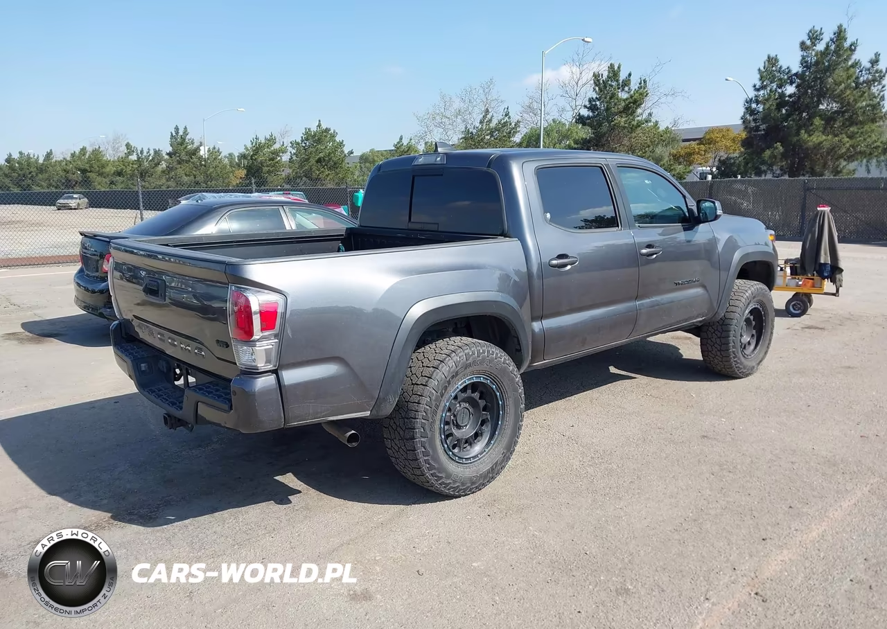 2022 Toyota Tacoma Trd Off Road VIN:3TMAZ5CN9NM162194 - 4