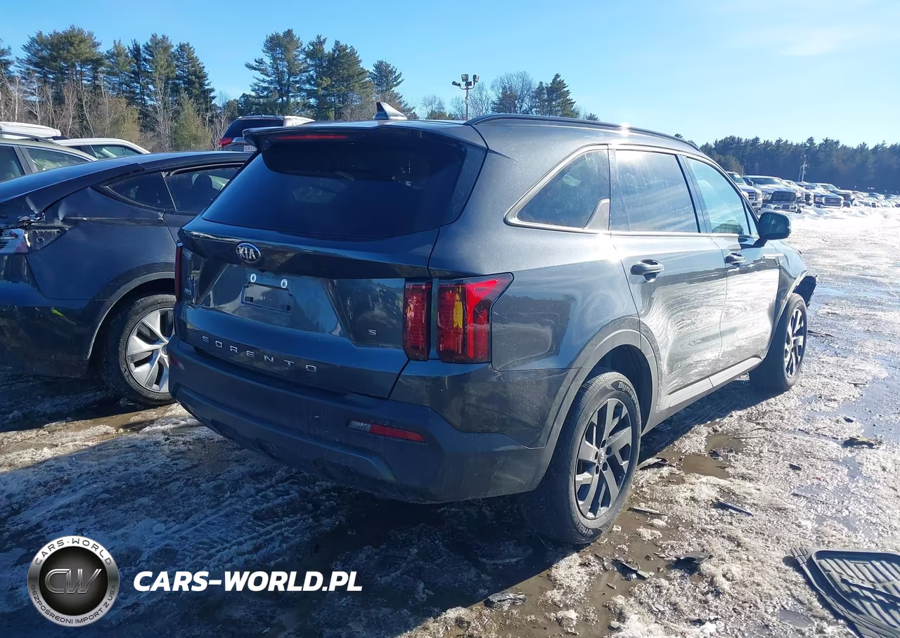2021 Kia Sorento S VIN:5XYRLDLC9MG045675 - 4