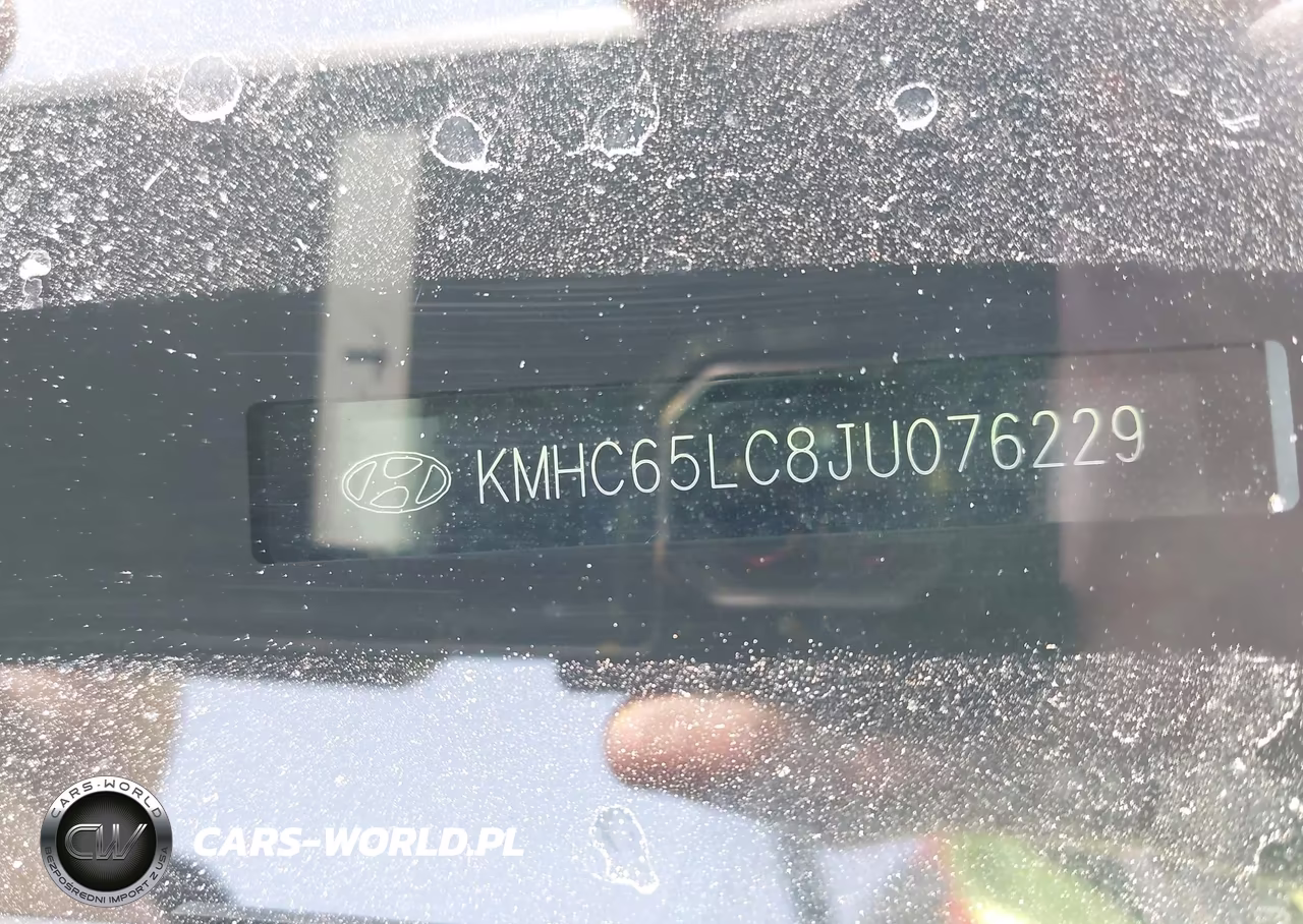 2018 Hyundai Ioniq Hybrid Blue VIN:KMHC65LC8JU076229 - 9