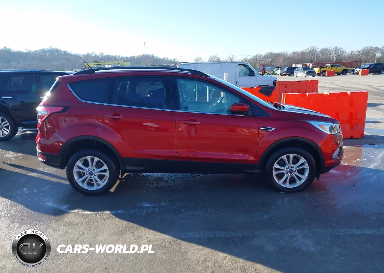2018 Ford Escape Se VIN:1FMCU9GD9JUC96432 - 13
