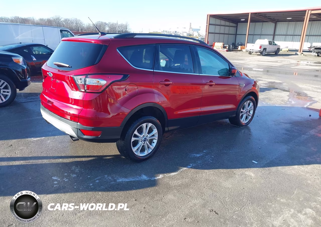 2018 Ford Escape Se VIN:1FMCU9GD9JUC96432 - 4